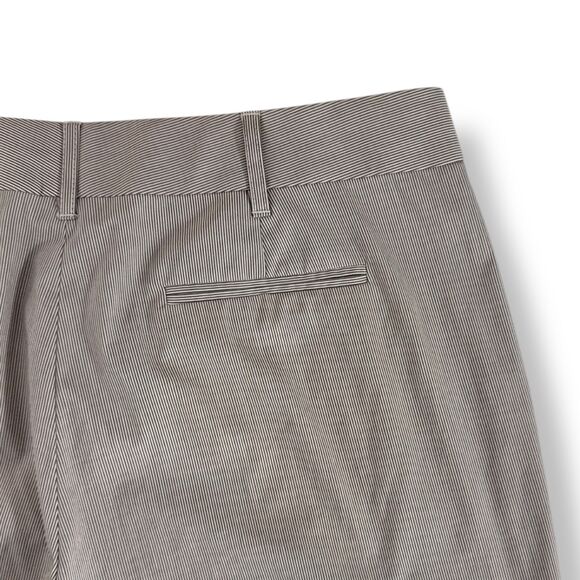 ETRO Italy Pinstripe Flat front Lightweight Cropped Pants Wm Sz 48/ US 16 - Picture 11 of 11